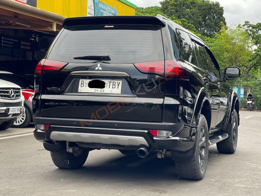 Mobil Mitsubishi Pajero Sport 2013
