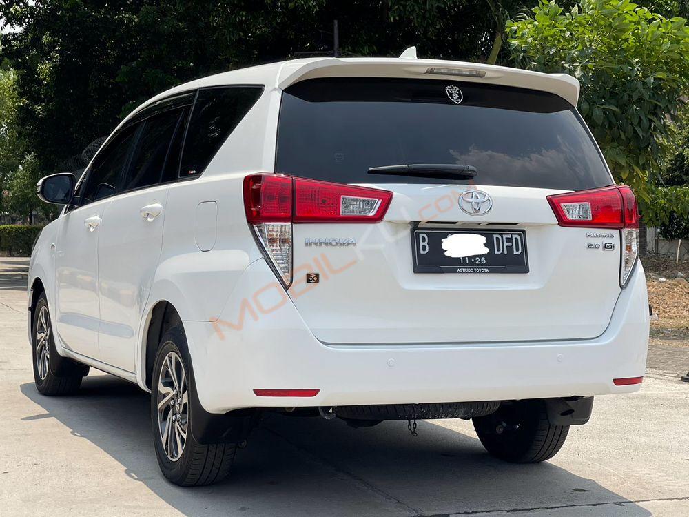 Mobil Toyota Kijang Innova 2021