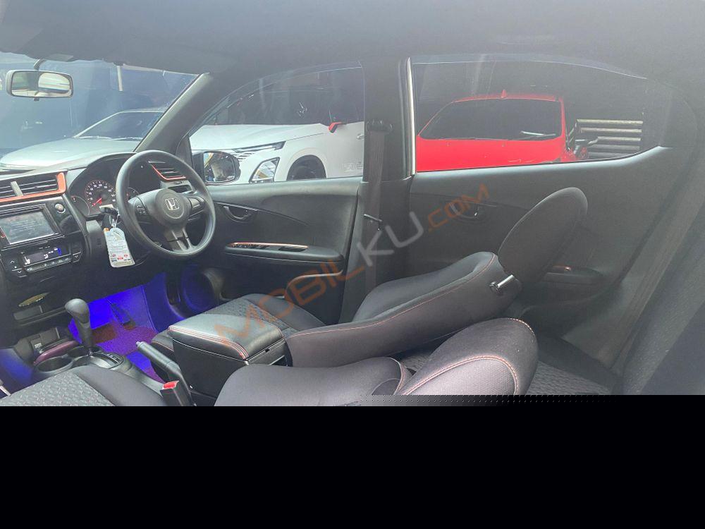 Mobil Honda Brio 2023