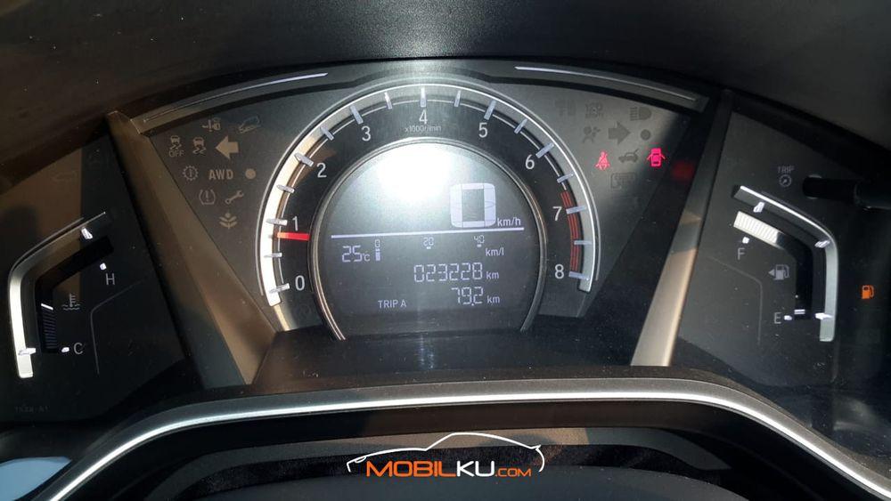 Mobil Honda CR-V 2017