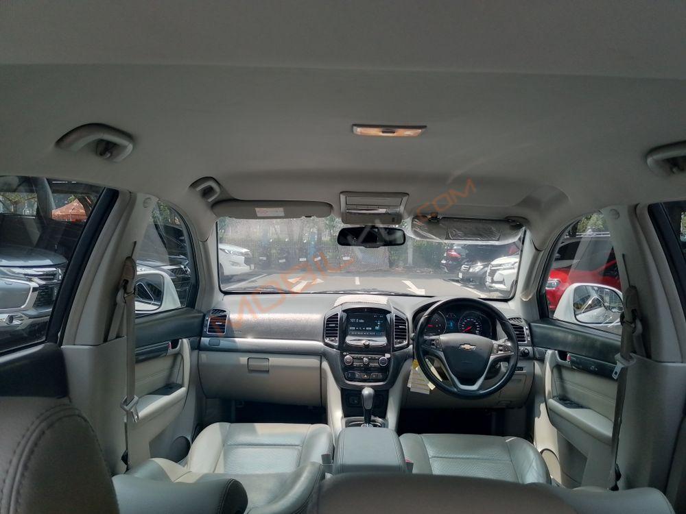 Mobil Chevrolet Captiva 2017