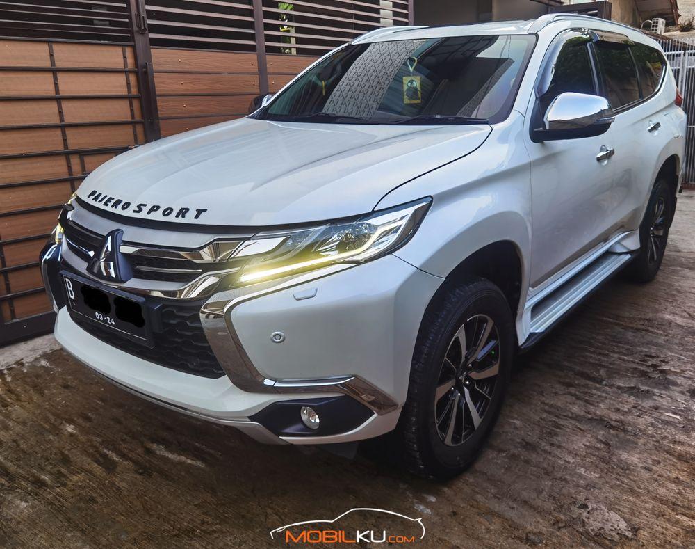 Mobil Mitsubishi Pajero Sport 2019