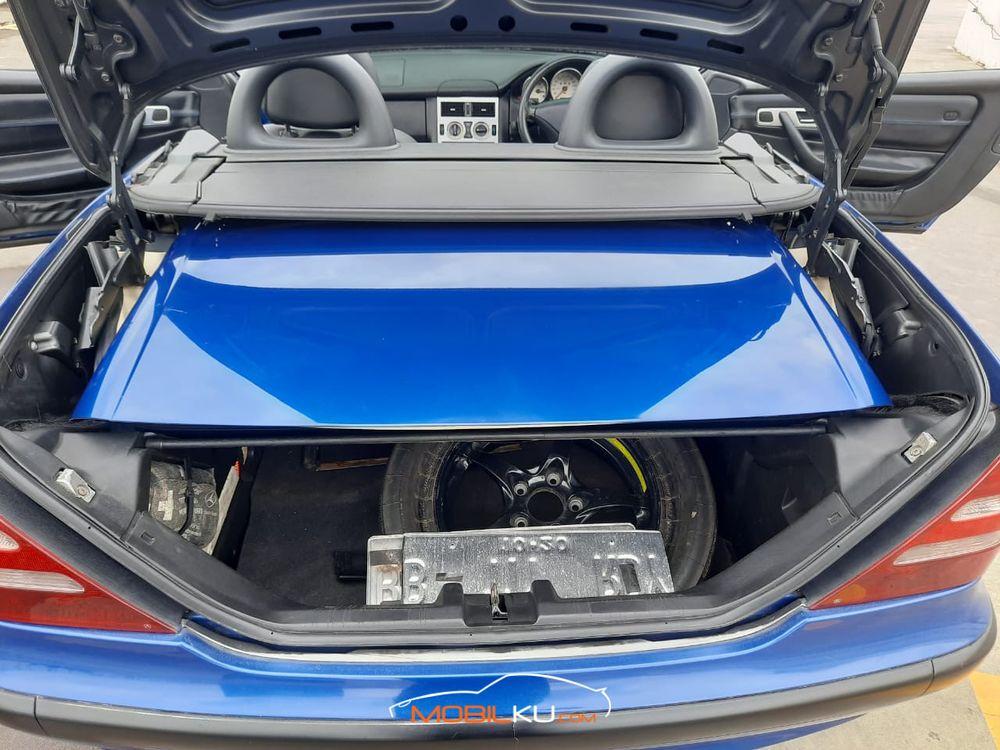 Mobil Mercedes-Benz SLK 2000