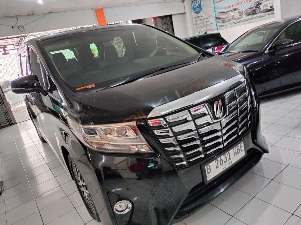 Mobil Toyota Alphard 2017
