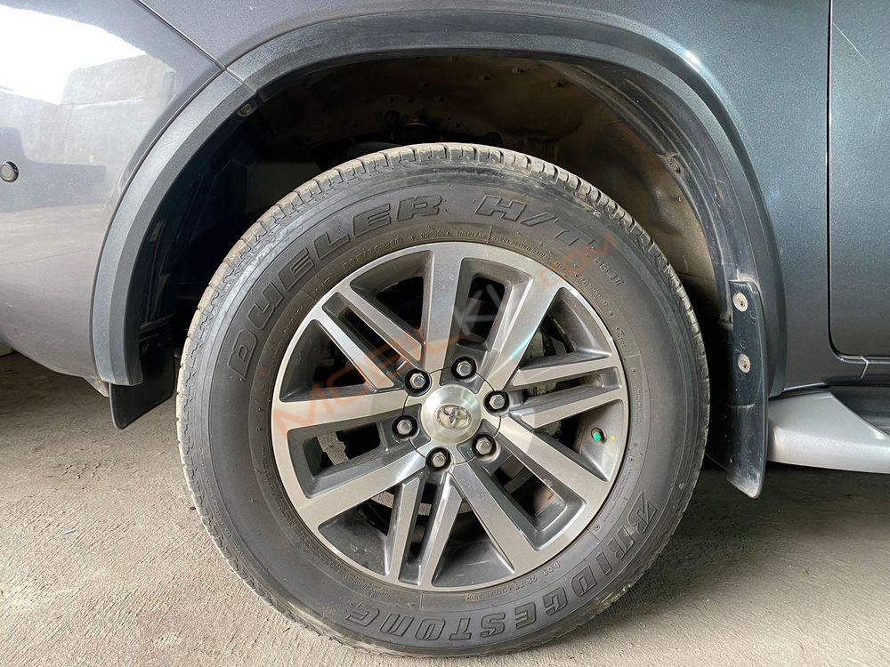 Mobil Toyota Fortuner 2018