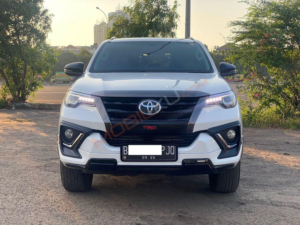 Mobil Toyota Fortuner 2020
