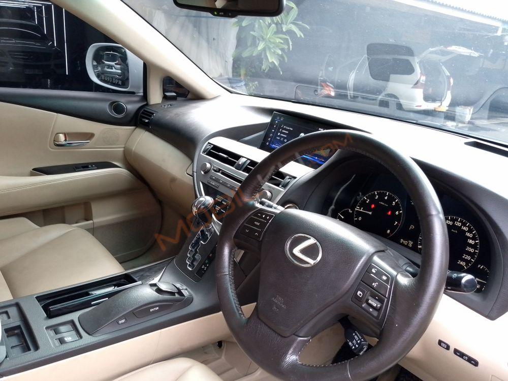 Mobil Lexus RX 2011