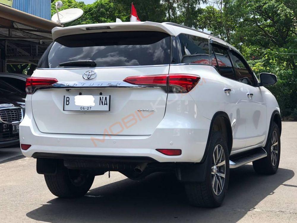 Mobil Toyota Fortuner 2017