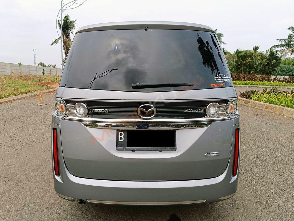 Mobil Mazda Biante 2015