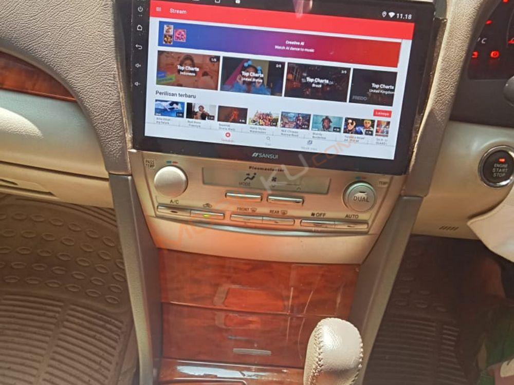 Mobil Toyota Camry 2007