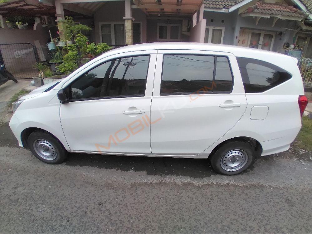 Mobil Daihatsu Sigra 2022