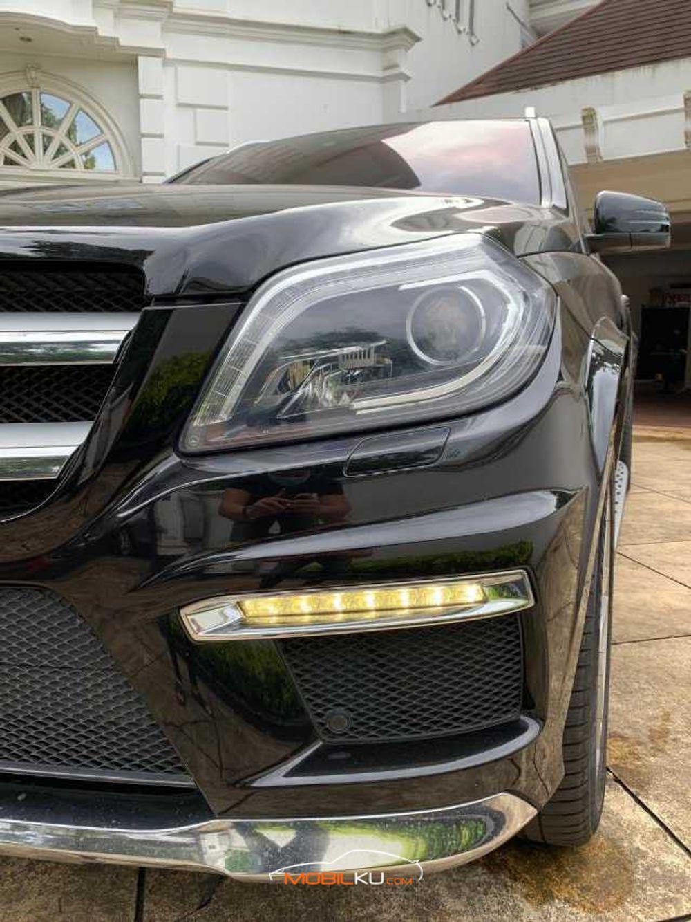 Mobil Mercedes-Benz GL 2014