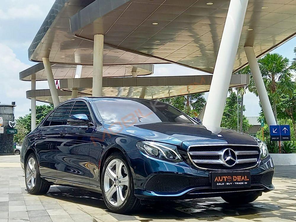 Mobil Mercedes-Benz E-Class 2017