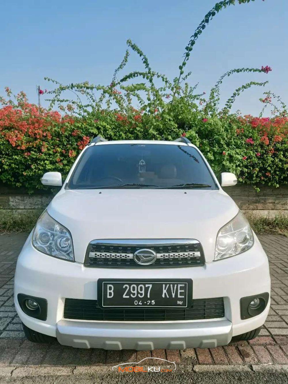 Mobil Daihatsu Terios 2013