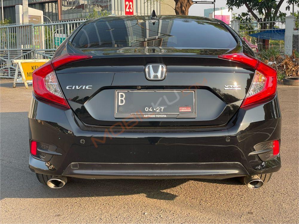 Mobil Honda Civic Sedan 2017