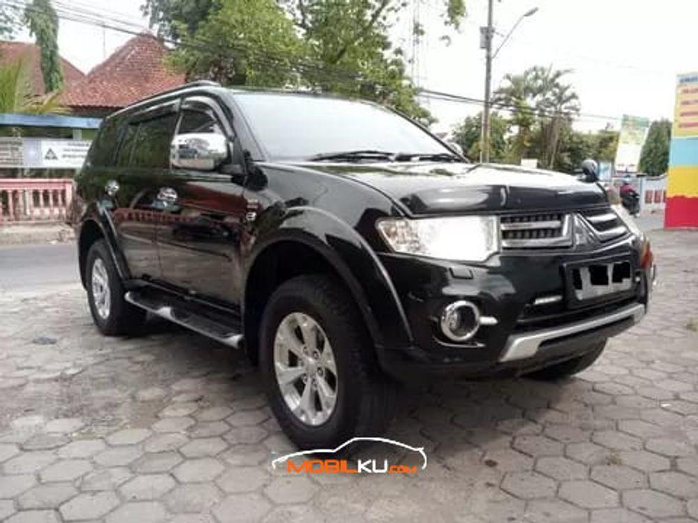 Mobil Mitsubishi Pajero Sport 2014