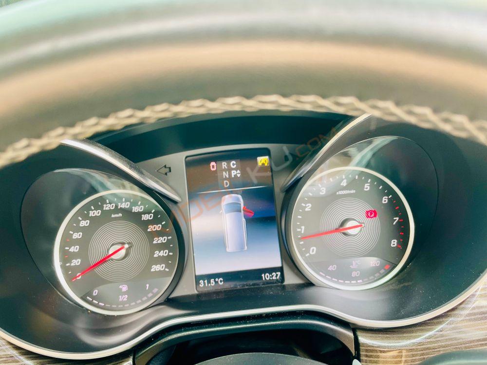 Mobil Mercedes-Benz V-Class 2019