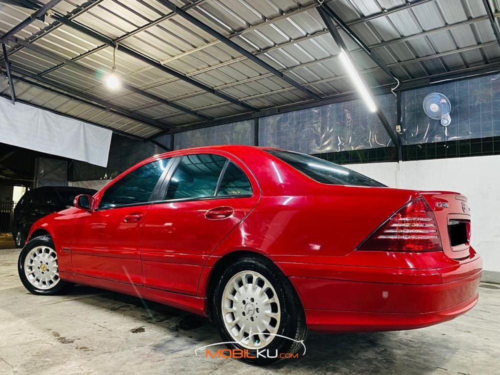 Mobil Mercedes-Benz C-Class 2016