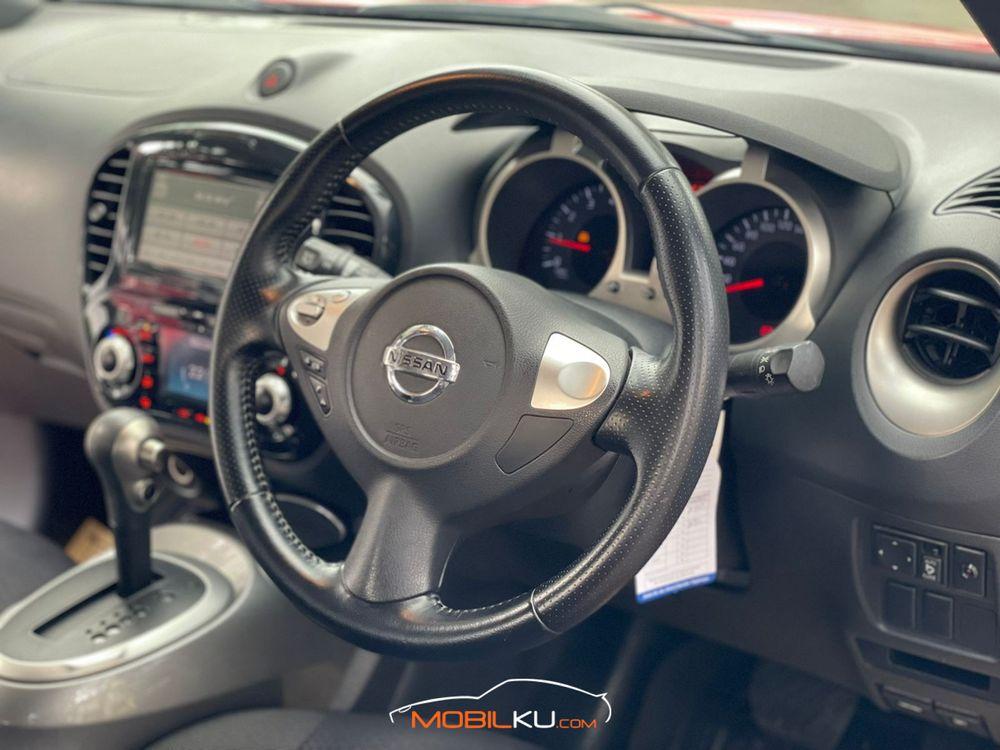 Mobil Nissan Juke 2015