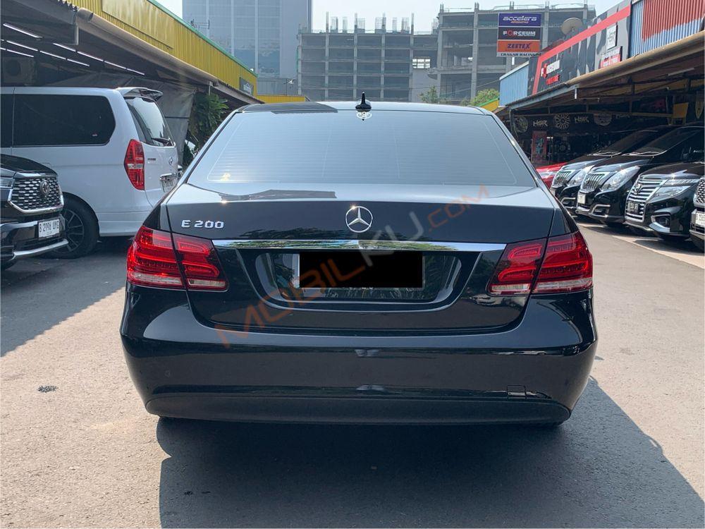 Mobil Mercedes-Benz E-Class 2016
