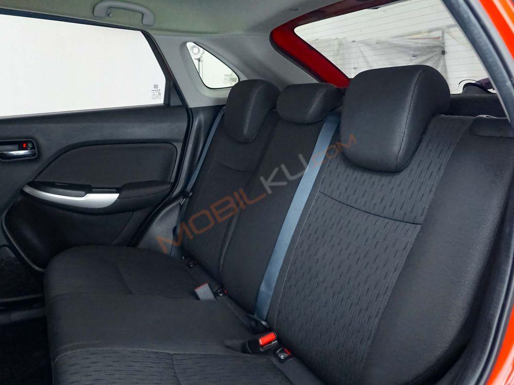 Mobil Suzuki Baleno 2019