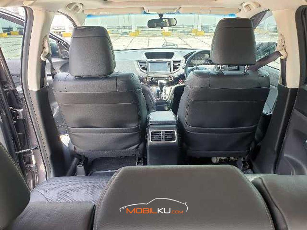 Mobil Honda CR-V 2017