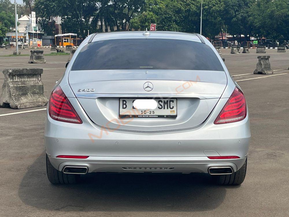 Mobil Mercedes-Benz S-Class 2015
