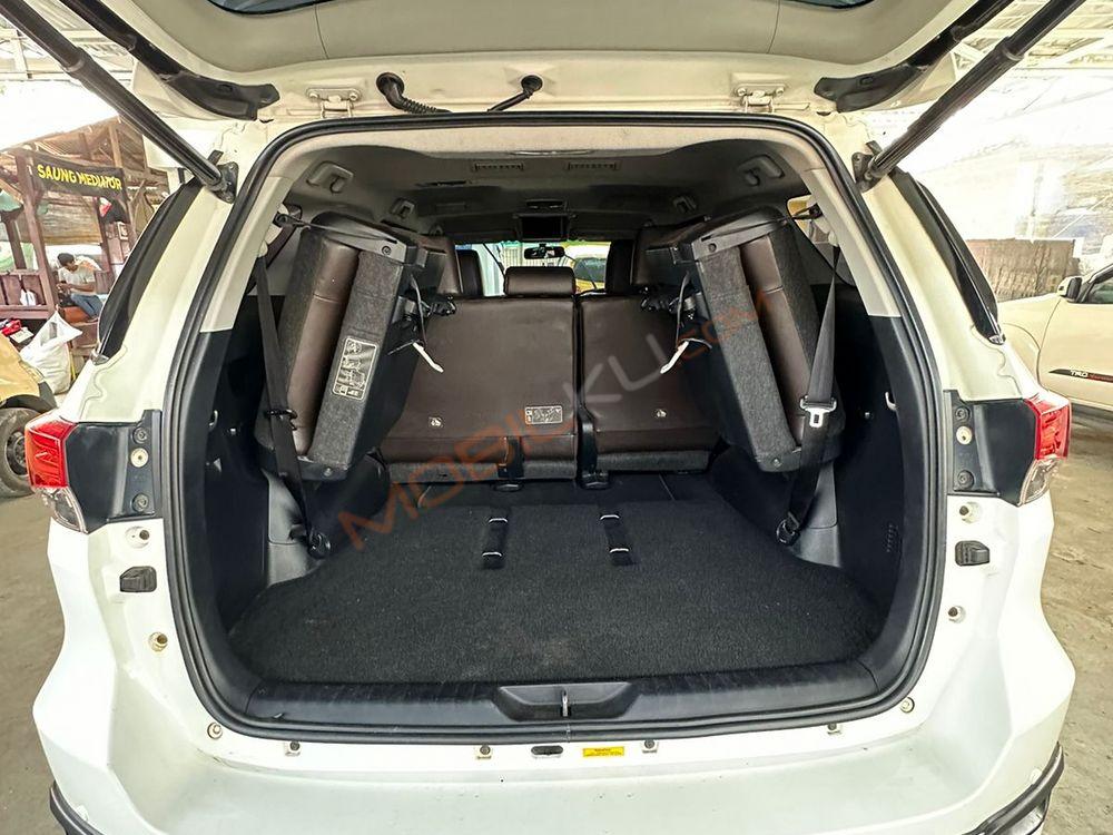 Mobil Toyota Fortuner 2016