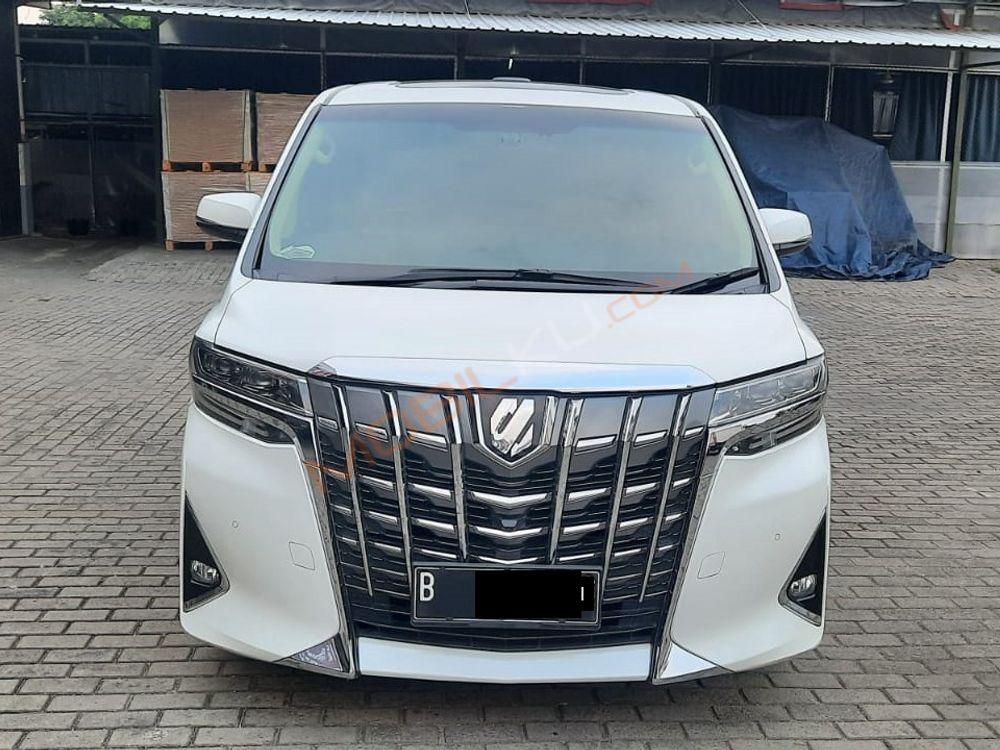 Mobil Toyota Alphard 2018