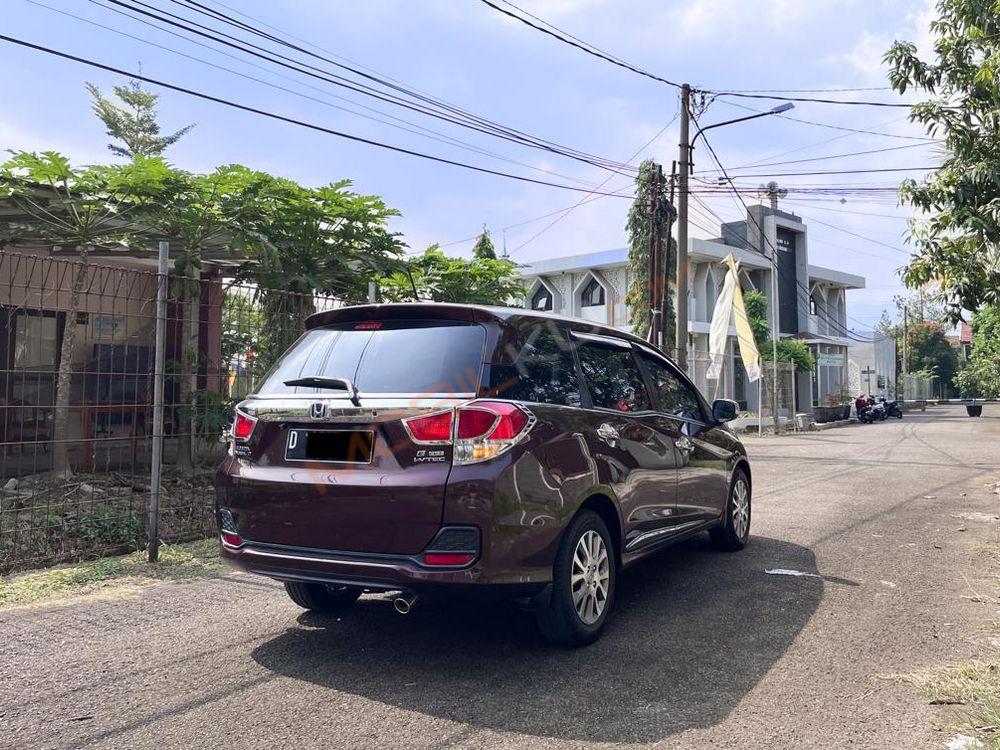 Mobil Honda Mobilio 2014