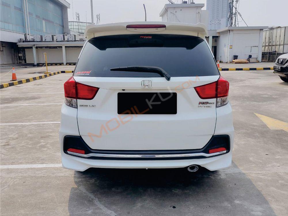 Mobil Honda Mobilio 2016