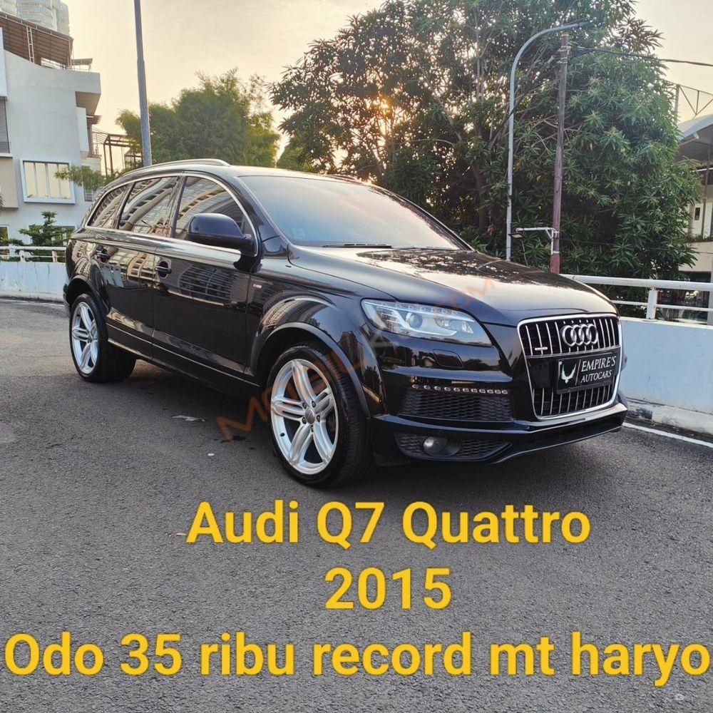 Mobil Audi Q7 2014