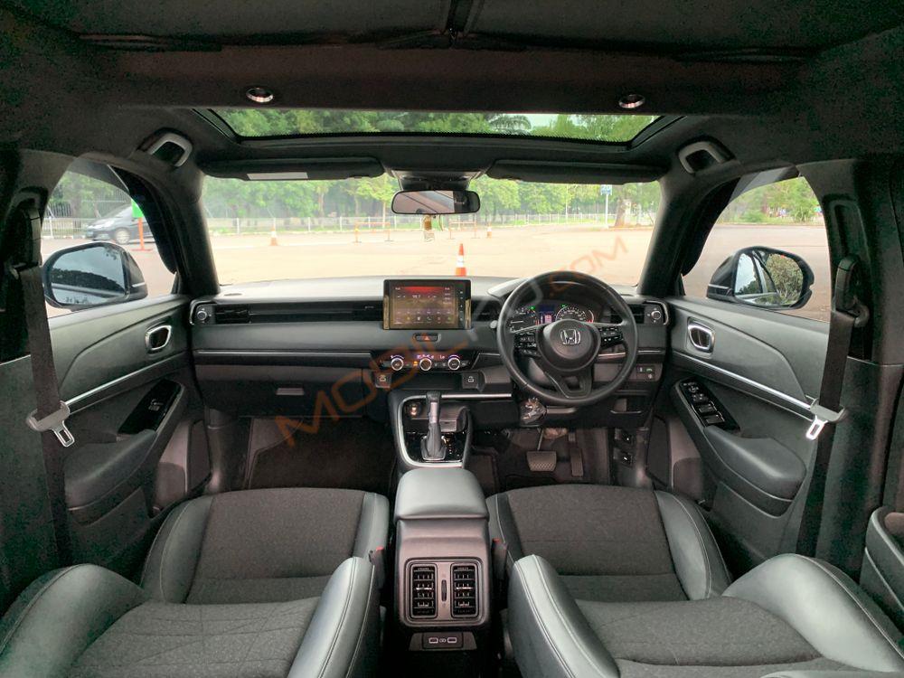 Mobil Honda HR-V 2023