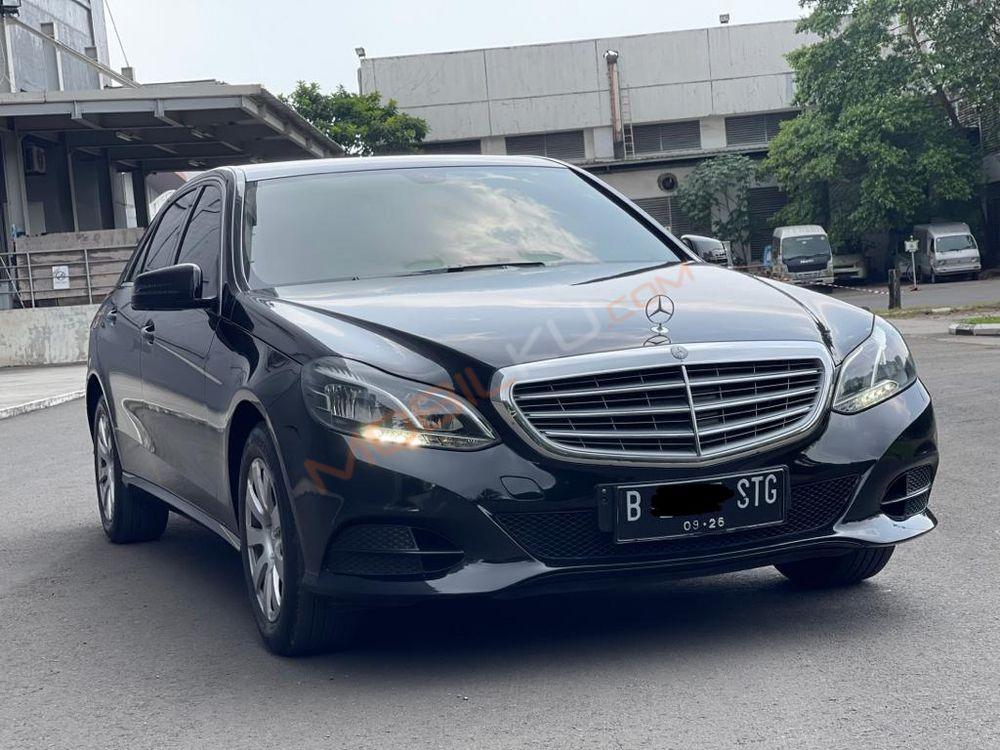 Mobil Mercedes-Benz E-Class 2016