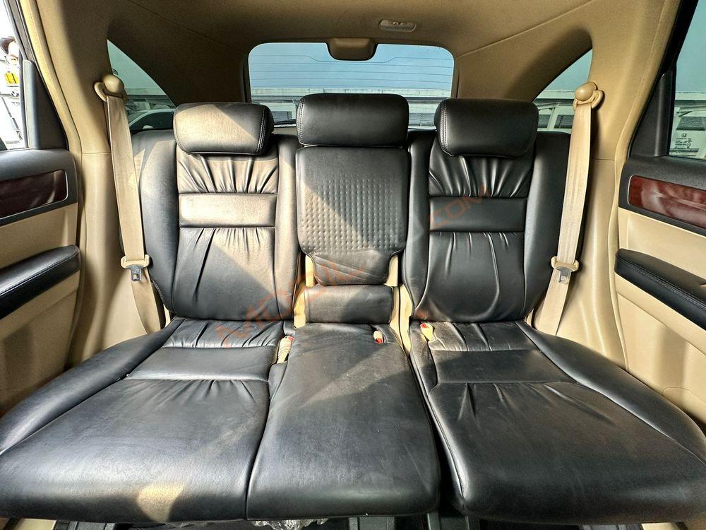 Mobil Honda CR-V 2024