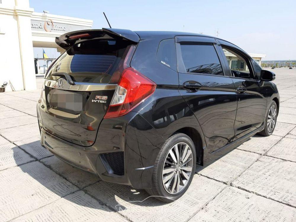 Mobil Honda Jazz 2015