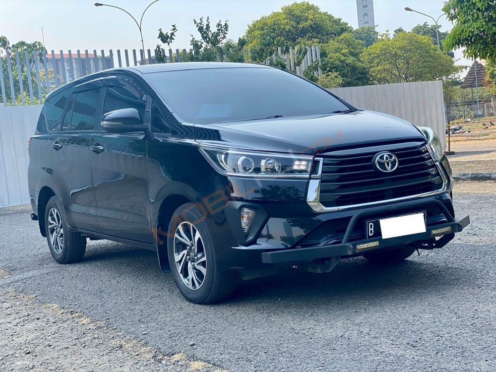 Mobil Toyota Kijang Innova 2021