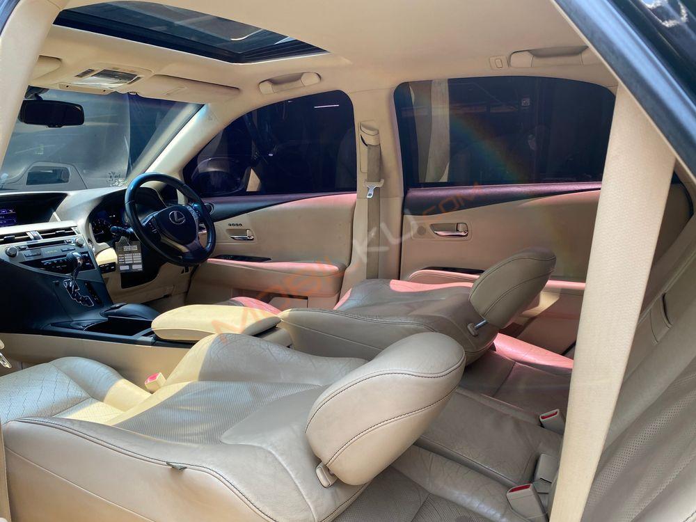 Mobil Lexus RX 2013