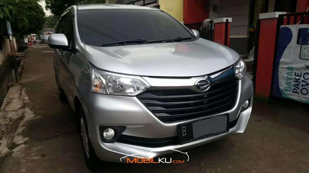 Mobil Daihatsu Xenia 2016