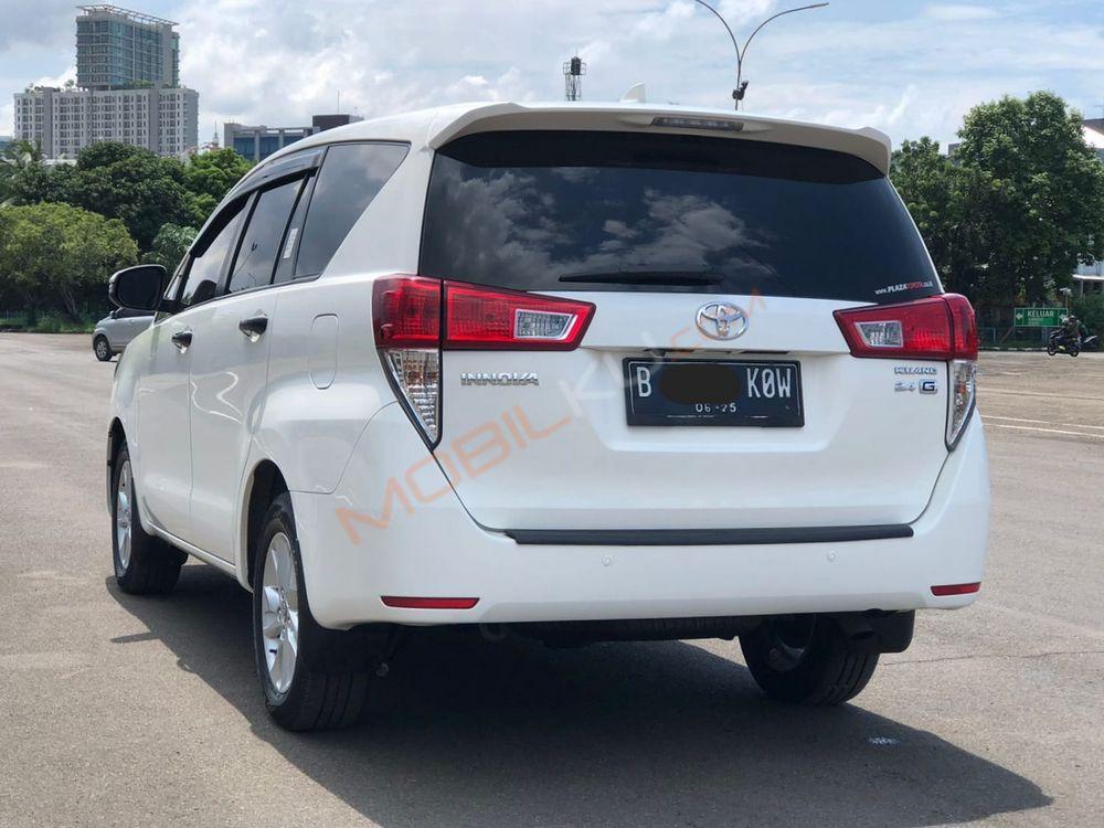 Mobil Toyota Kijang Innova 2020