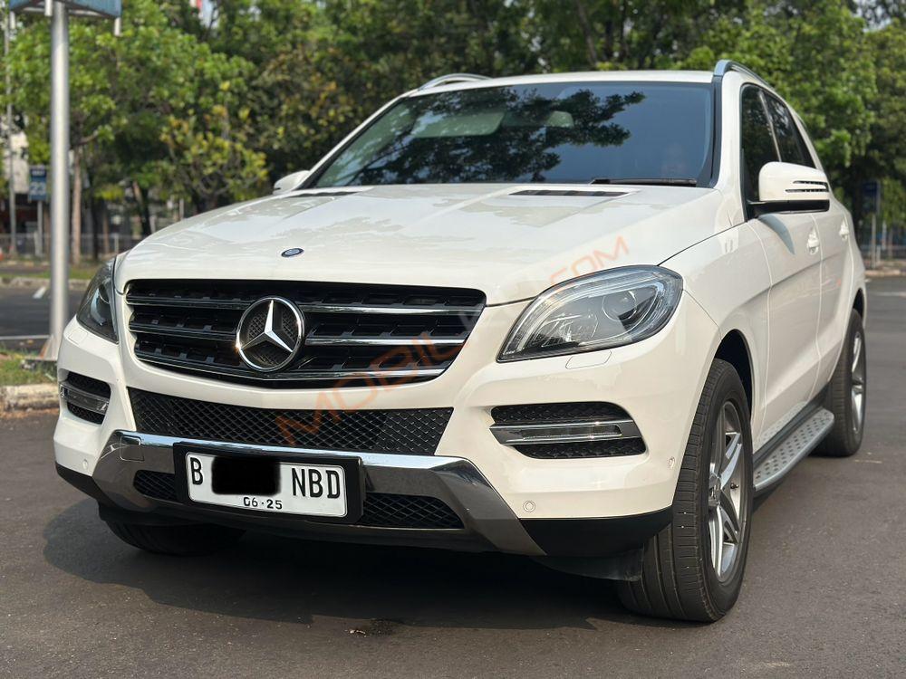 Mobil Mercedes-Benz ML 2015
