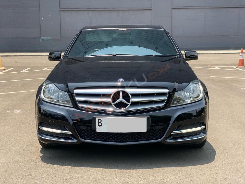 Mobil Mercedes-Benz C-Class 2013