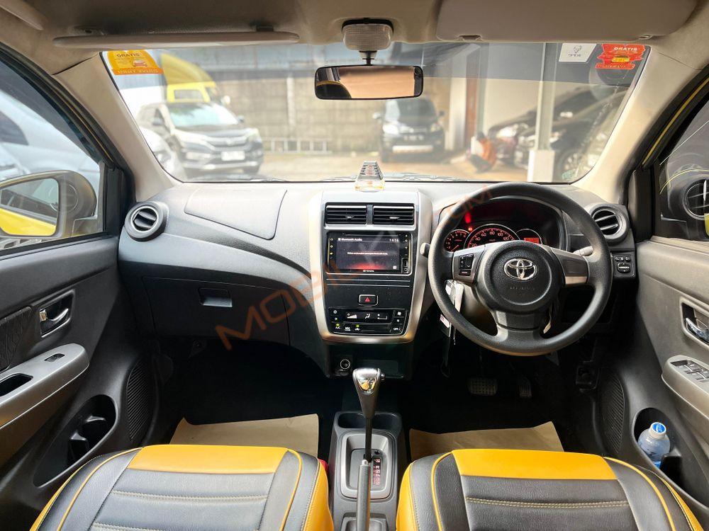 Mobil Toyota Agya 2021