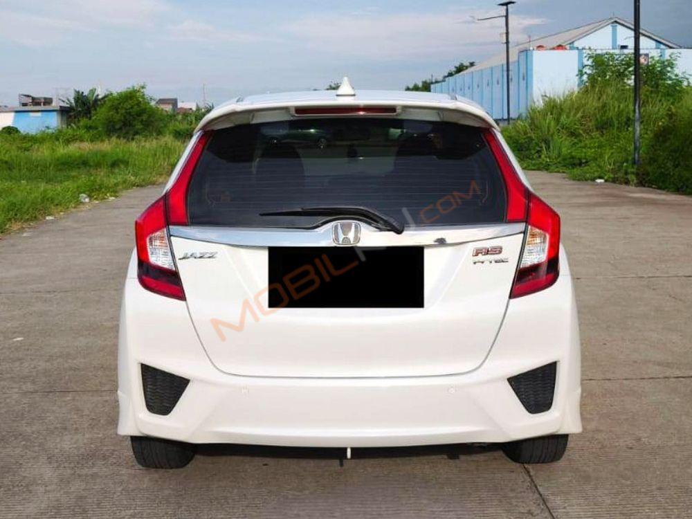 Mobil Honda Jazz 2015