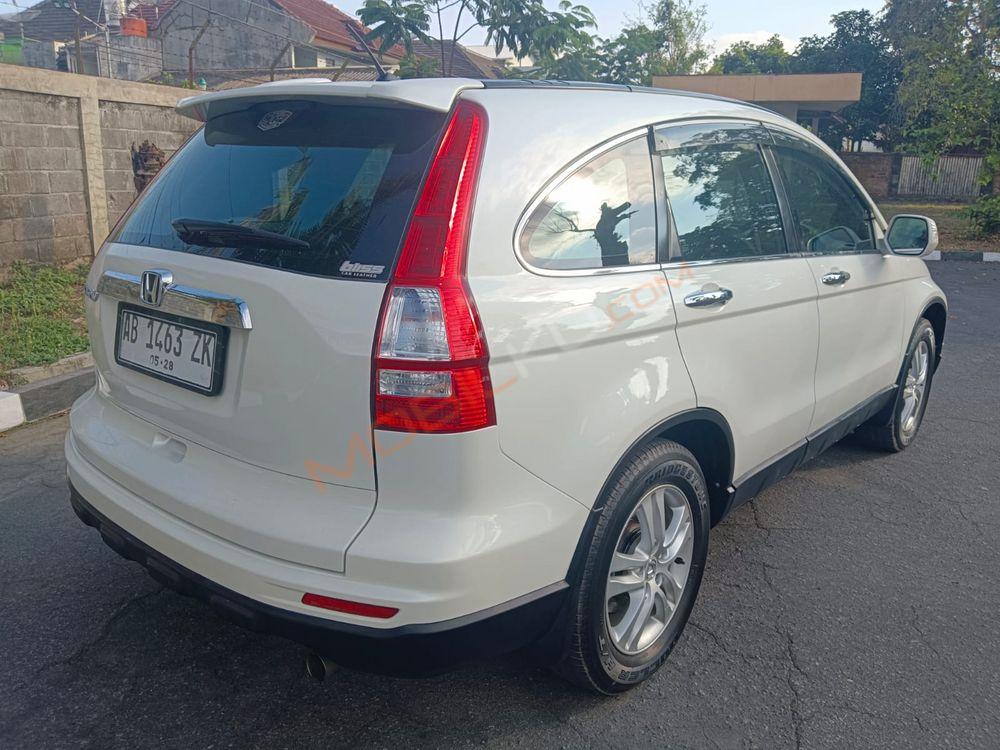 Mobil Honda CR-V 2010