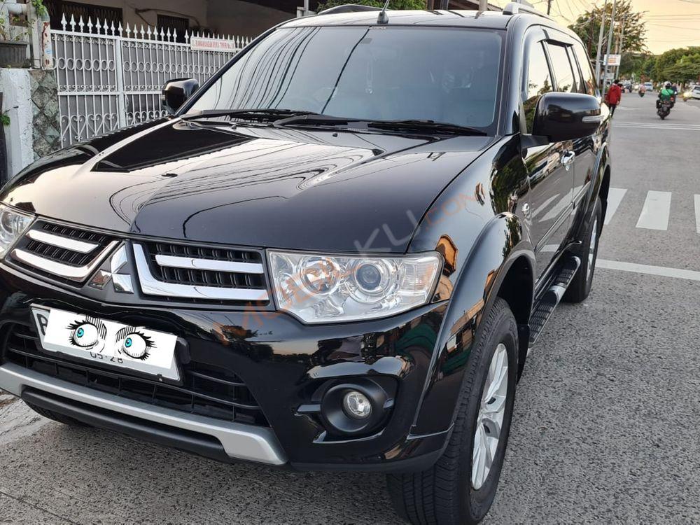 Mobil Mitsubishi Pajero Sport 2015