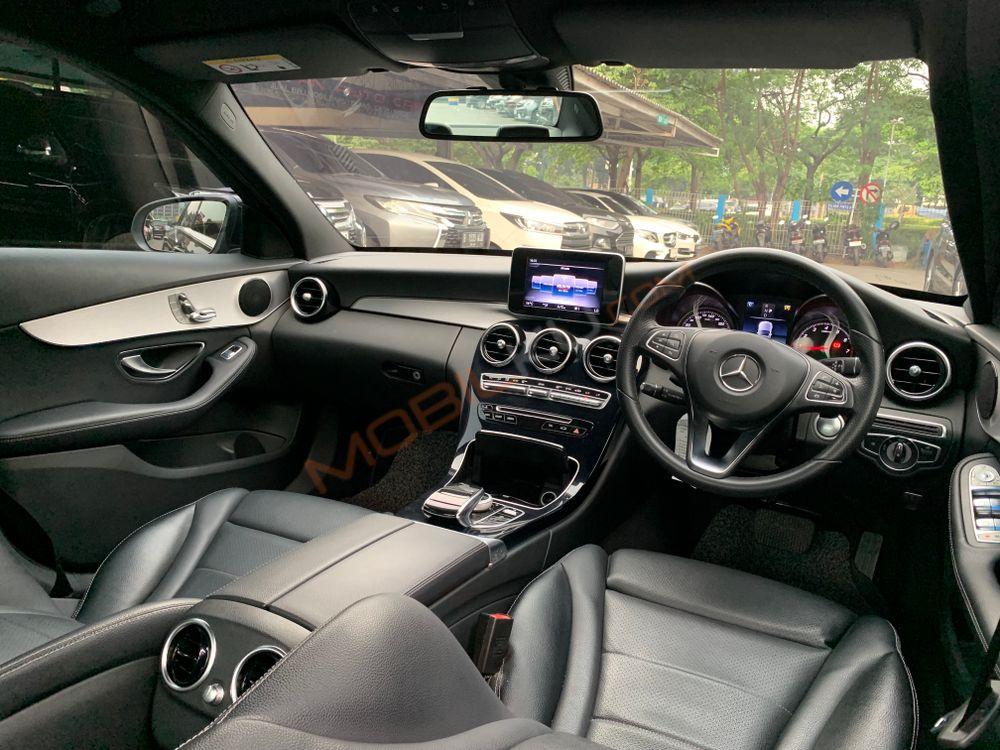 Mobil Mercedes-Benz C-Class 2018