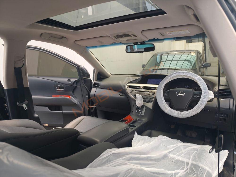 Mobil Lexus RX 2011