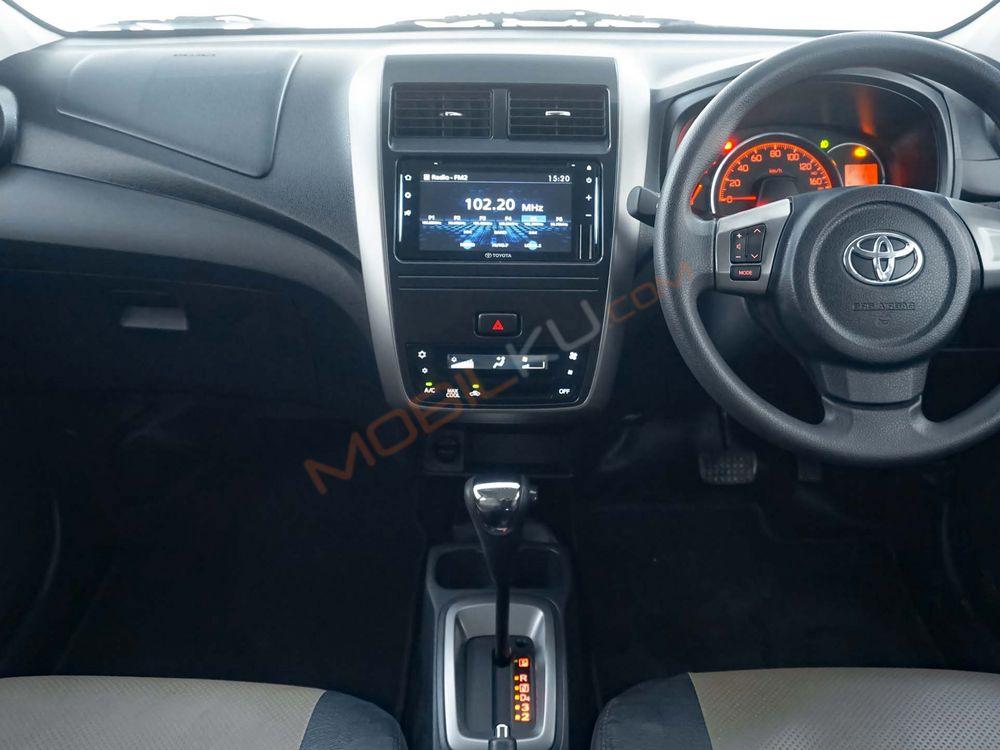 Mobil Toyota Agya 2021