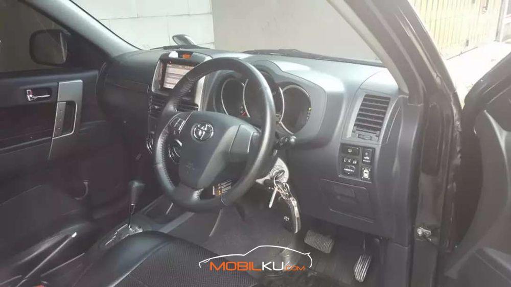 Mobil Toyota Rush 2017